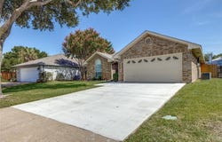 3234 Wuthering Circle, Grand Prairie, TX 75052
