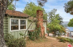 22460 Venido Rd, Woodland Hills, CA 91364