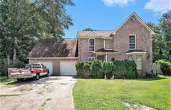 890 Kent Court, Lithonia, GA 30058