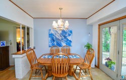 720 S Main St, Lennox, SD 57039-2207