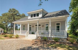 7877 Berkeley Drive, Gloucester Point, VA 23062
