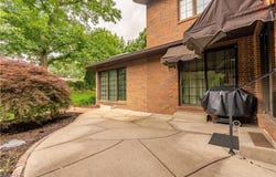 221 Winston Avenue NE, North Canton, OH 44720