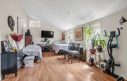 275 Waldorf Avenue, Elmont, NY 11003