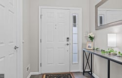 32 TANKARD LANE, WASHINGTON CROSSING, PA 18977