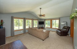 1307 SE 5th Avenue, Waverly, IA 50677