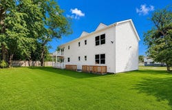 171 FERRARIS, Copiague, NY 11726