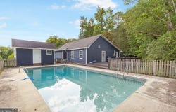 412 Perry, Armuchee, GA 30105