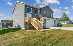 1000 S 11th Ave., Washington, IA 52353
