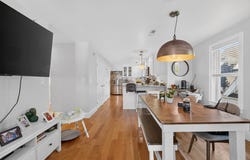 59 Lonsdale PH3, Boston, MA 02124