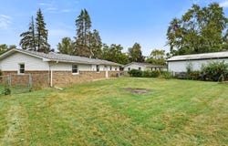 20 Elm Avenue, Hobart, IN 46342