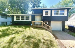 3507 SW Oakley AVE, Topeka, KS 66614