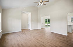 5987 Cross Country Boulevard, Marianna, FL 32446
