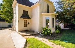 240 Sherman Avenue, Sheridan, WY 82801