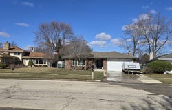 7738 Wheeler Drive, Orland Park, IL 60462