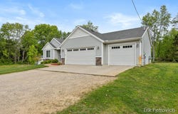 581 Cumings Court NW, Sparta, MI 49345