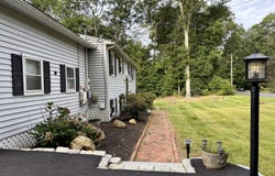 13 Black Oak Drive, East Lyme, CT 06333