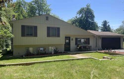 3640 N Shimmons, Auburn Hills, MI 48326