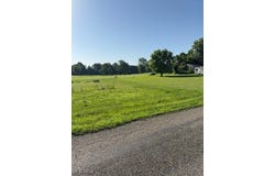 Easter Avenue NW, North Lawrence, OH 44666