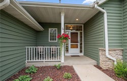 4562 Hummingbird Trail NE, Prior Lake, MN 55372