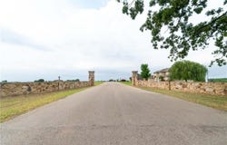 Hope Circle, Chandler, OK 74834