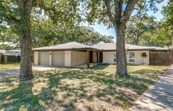 6913 Daniel Court, North Richland Hills, TX 76182