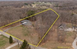 5834 E Bear Creek Road, Pekin, IN 47165