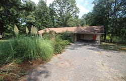 220 County Barn Road, LAUREL, MS 39443