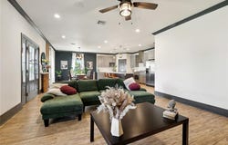 229 JAGUAR Drive, Arabi, LA 70032