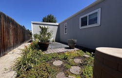 4624 S Pacific Highway, Phoenix, OR 97535