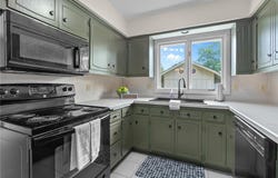 6000 W 105th Street, Bloomington, MN 55438