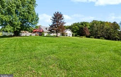 2415 STAGECOACH Road W, PALMERTON, PA 18071