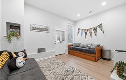 1912 Fox Way, South Side, PA 15203