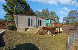 28464 Bali Avenue, Warsaw, MO 65355