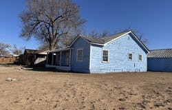 911 4th Street, Abernathy, TX 79311