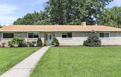 6 MOYLE DRIVE, FAYETTEVILLE, PA 17222