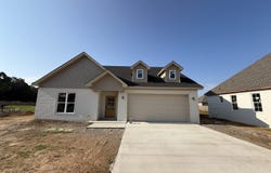10 Dragonfly Cove, Greenbrier, AR 72058