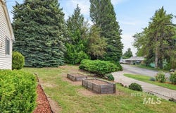 612 Ridge Rd., Moscow, ID 83843