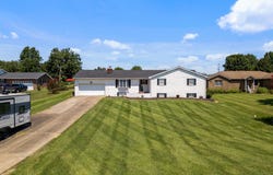 48 Walnut Lane, Huntington, WV 25704