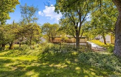 1766 Seven Pines Drive, St Louis, MO 63146