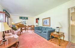 6848 Rollingwood Drive, Clemmons, NC 27012