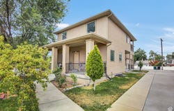 4 E HANAUER Pl N, Murray, UT 84107