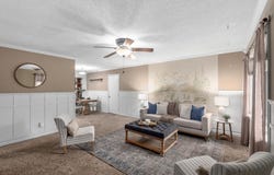 913 N Wilbur Ln, Wichita, KS 67212