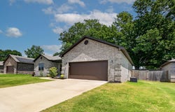 24 Aberdeen Drive, Cabot, AR 72023