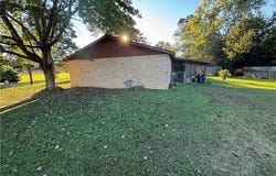 1111 Fuller ST, Paris, AR 72855