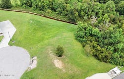 Sarah's Lane lot: 16, Waveland, MS 39576