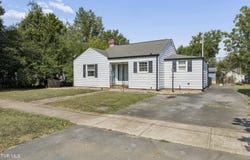 307 E D Street, Elizabethton, TN 37643