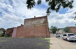 129 S OAK STREET S, MOUNT CARMEL, PA 17851