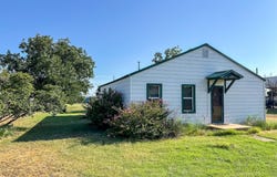 208 Jago Street, Quitaque, TX 79255