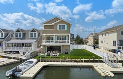 6 Pearce Court, Manasquan, NJ 08736