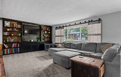 345 Harpwood Drive, Franklin, OH 45005